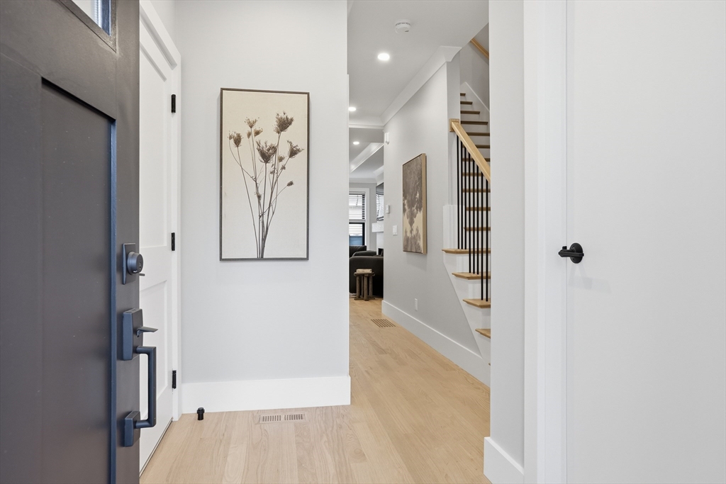 36 Loomis # 103 Property Photo 1