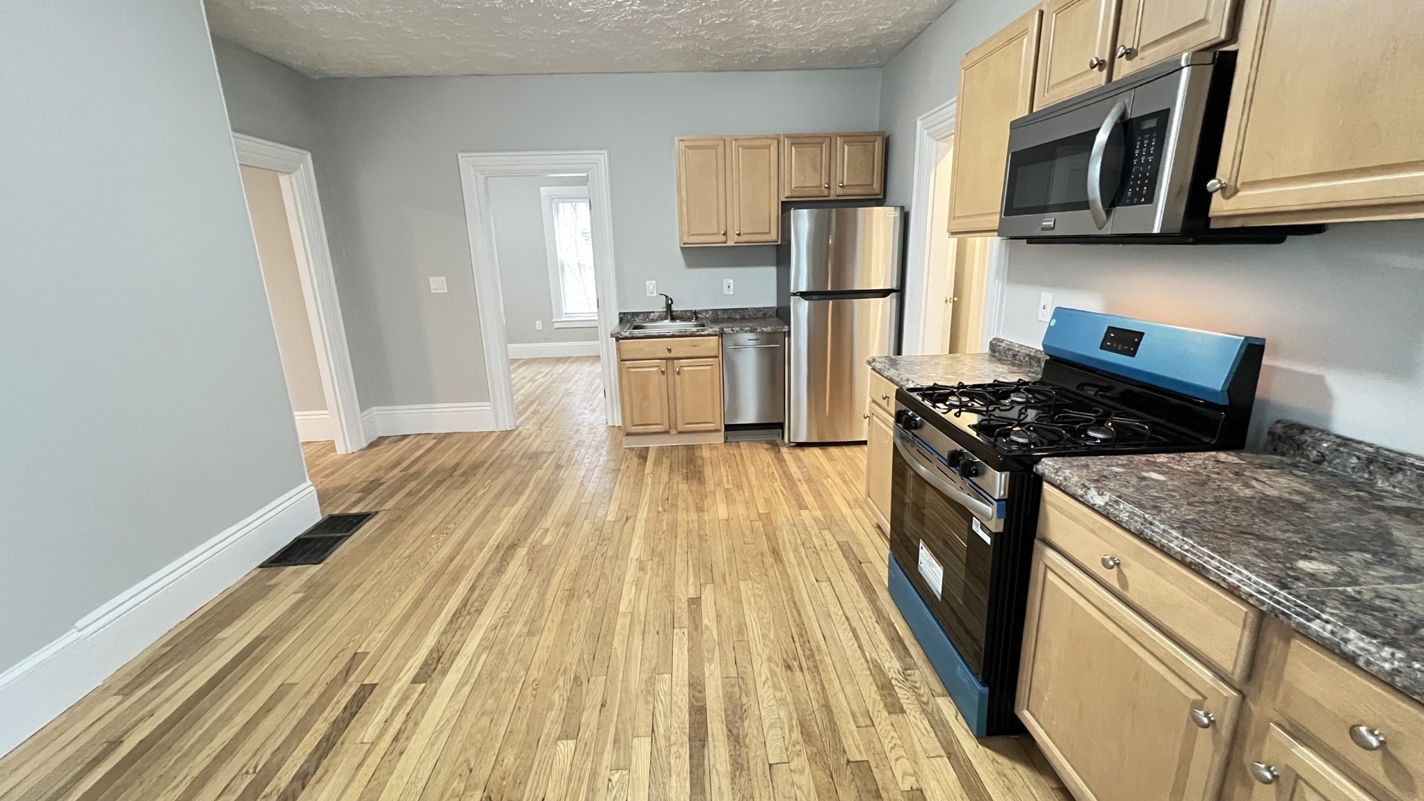 31 Ridgeway Street # 1 Property Photo 1