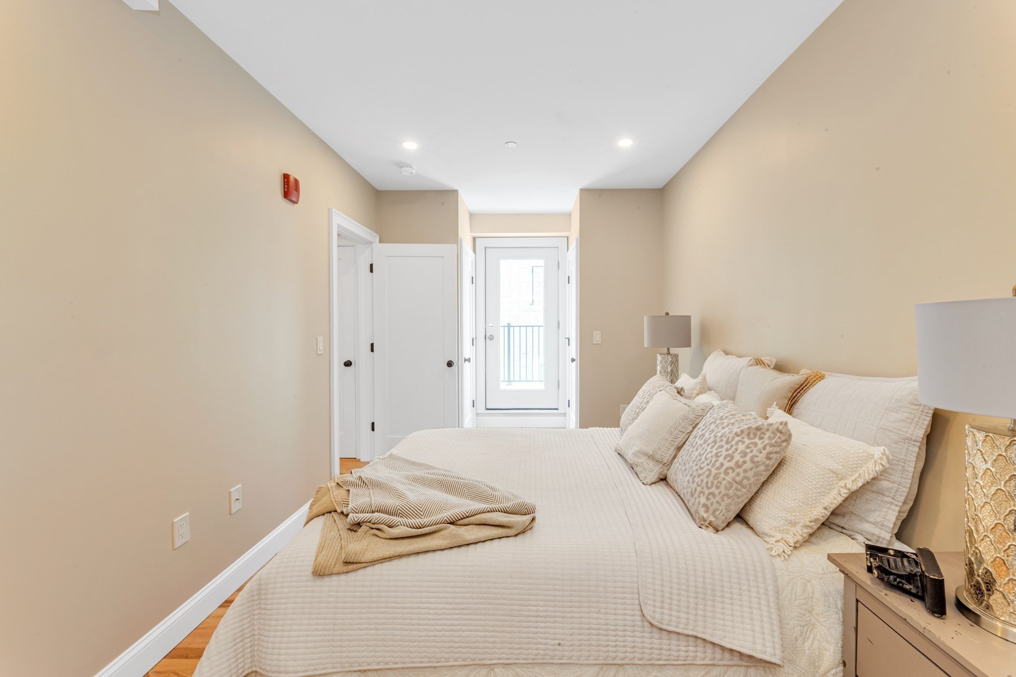 112 Armandine Street # 3 Property Photo 15