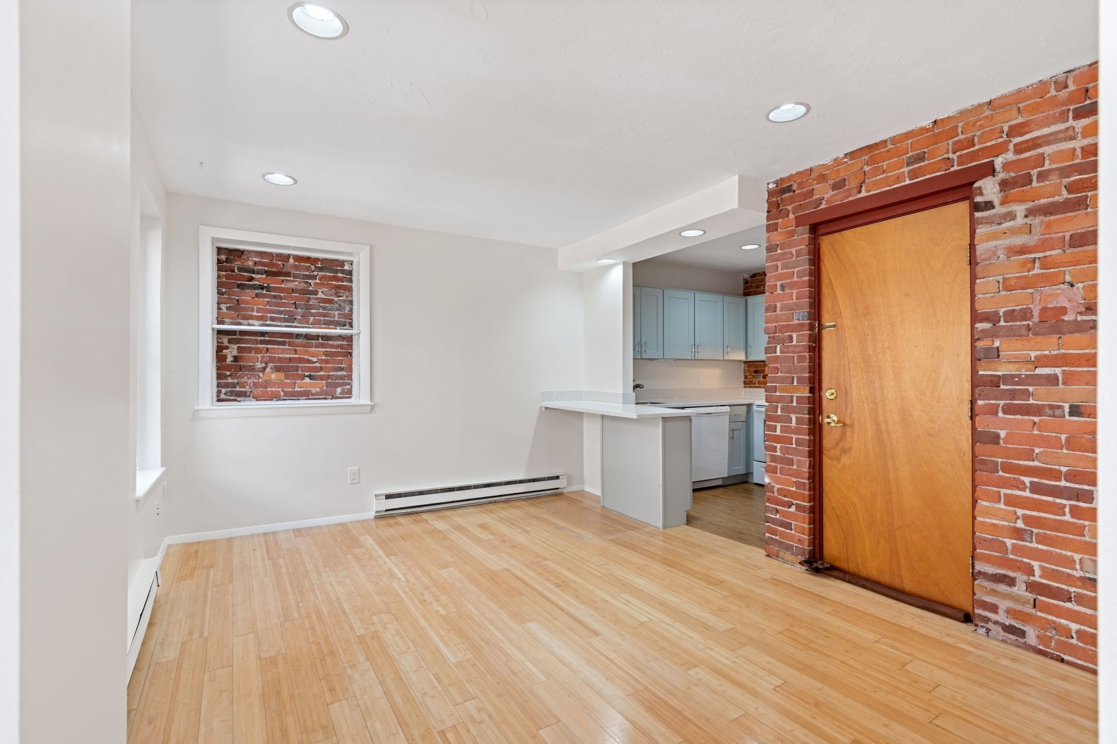 38a Charter Street # 7 Property Photo 2