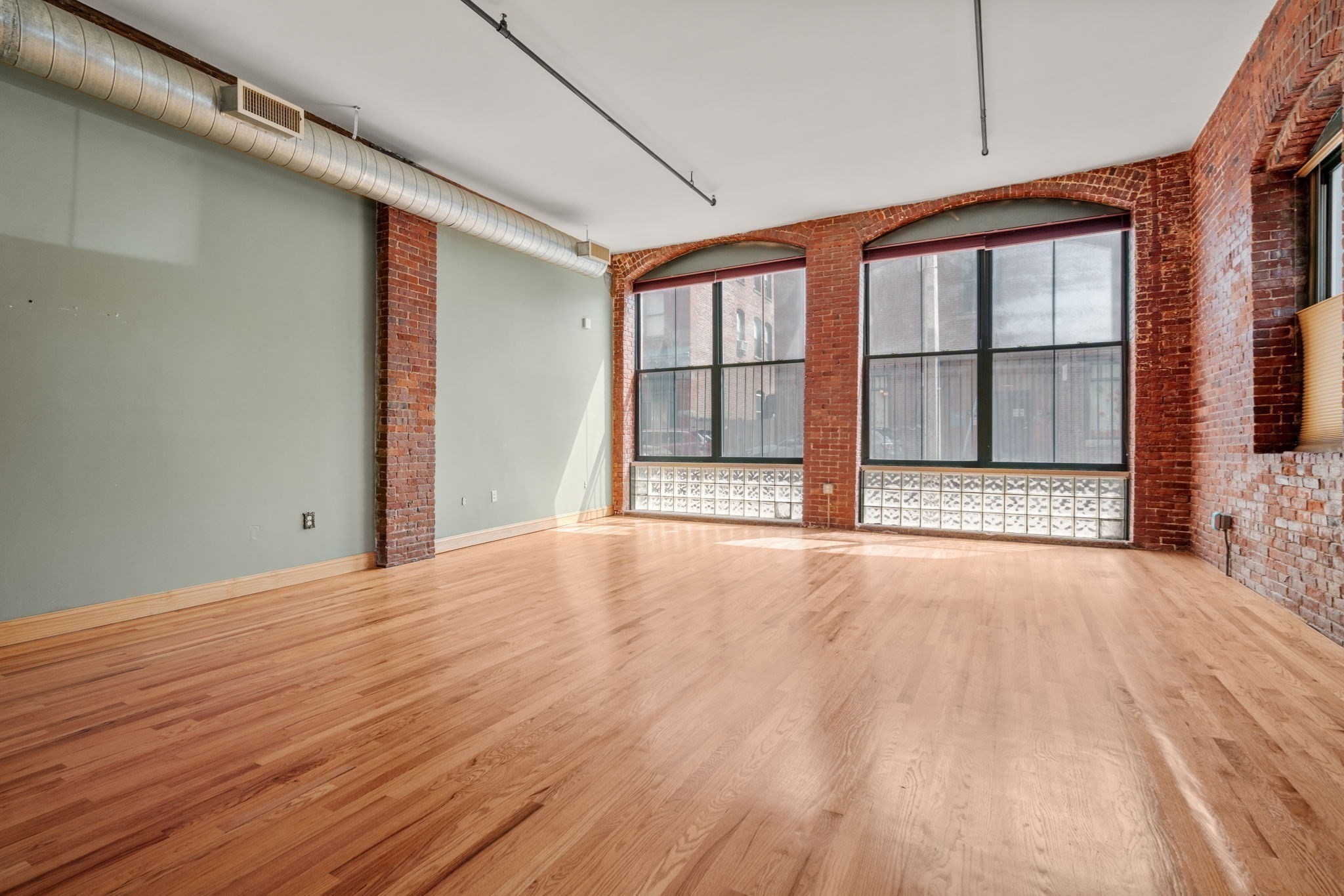 172-178 Green St # 2 Property Photo 6