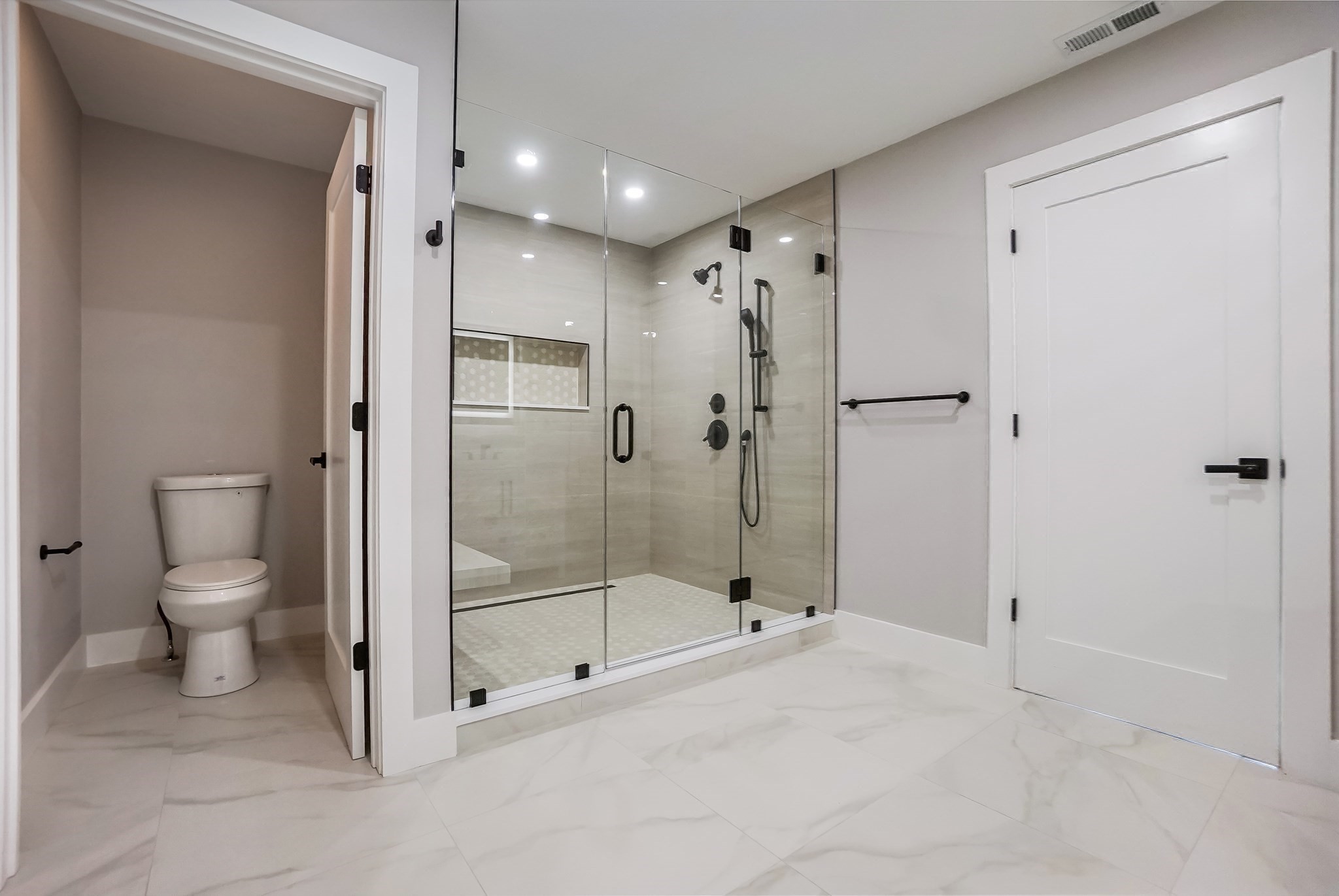 15 Foss # A Property Photo 18