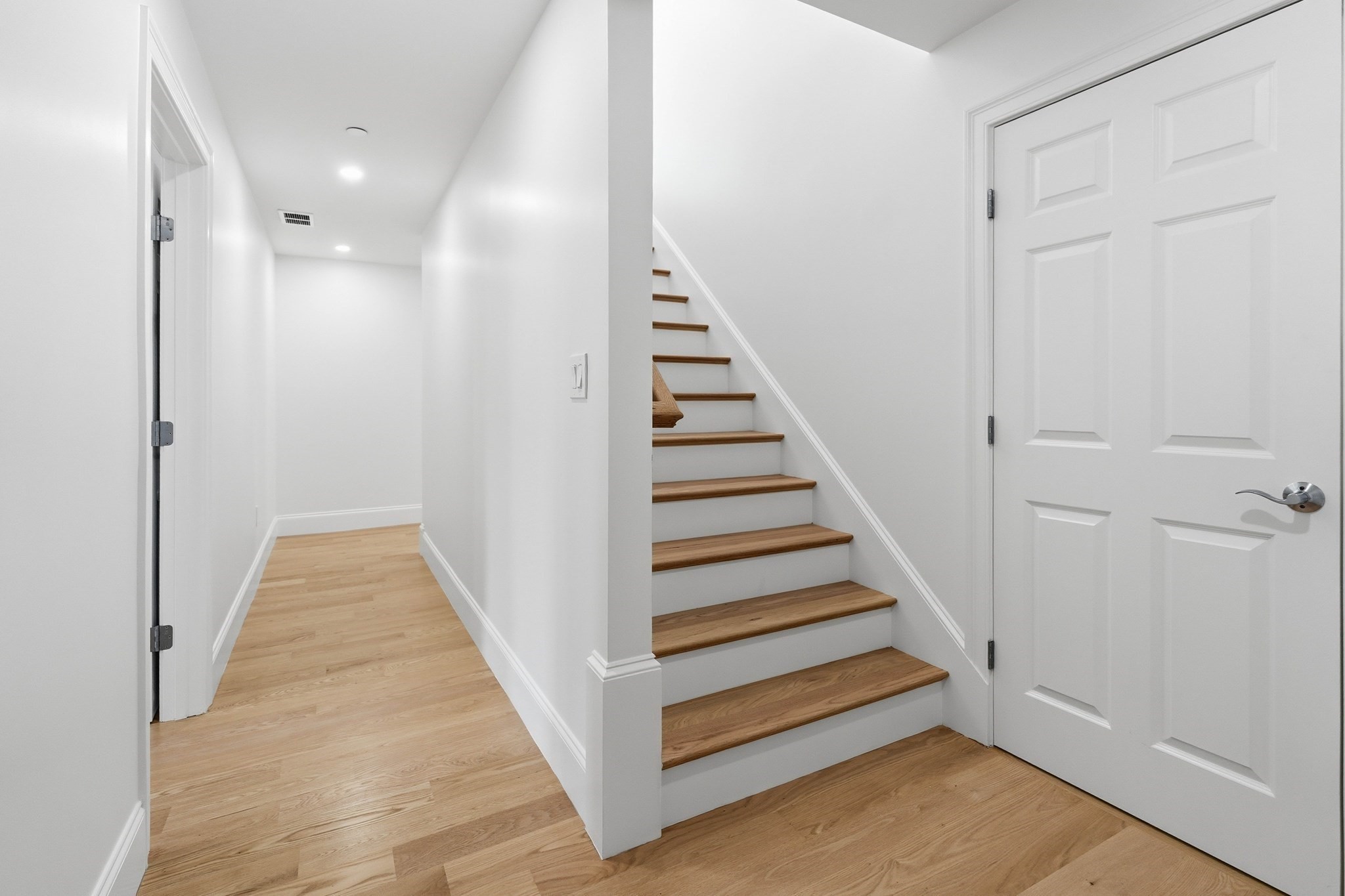 11 Washington Street Property Photo 24