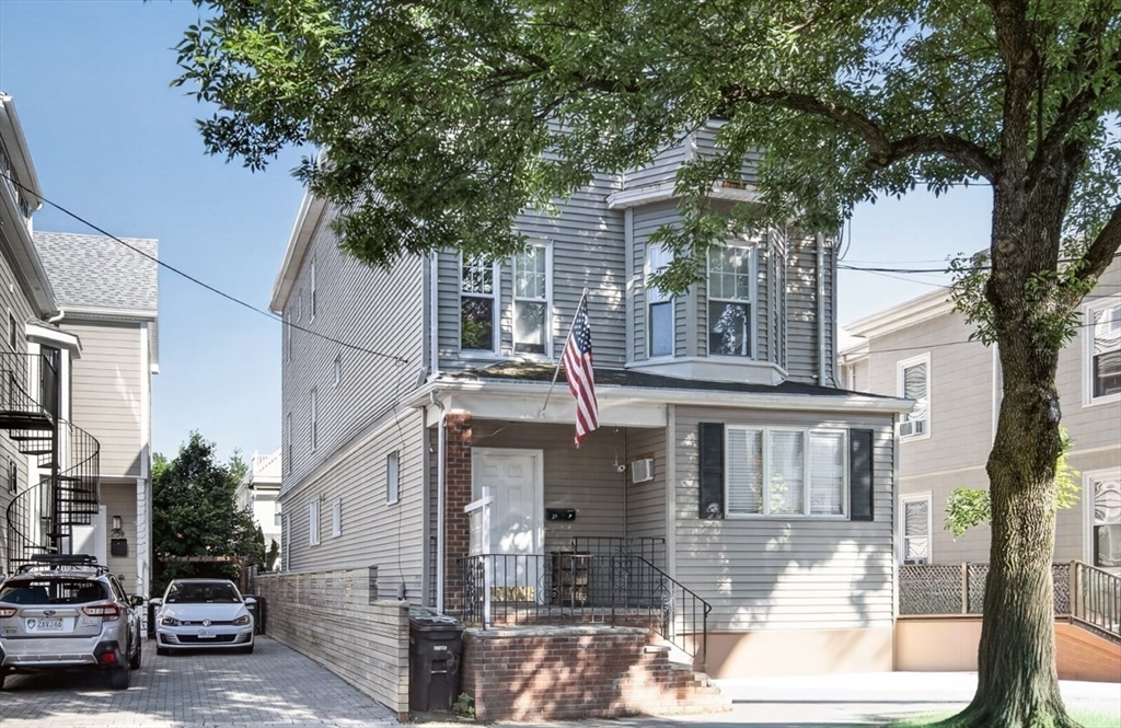 23 Quincy St Property Photo 2