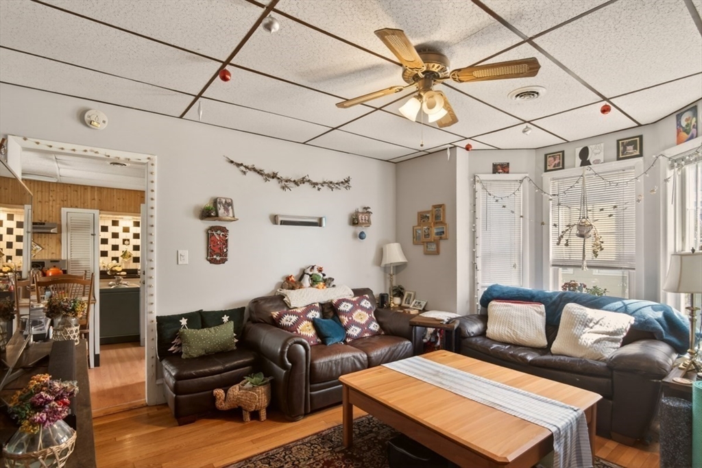 23 Quincy St Property Photo 12
