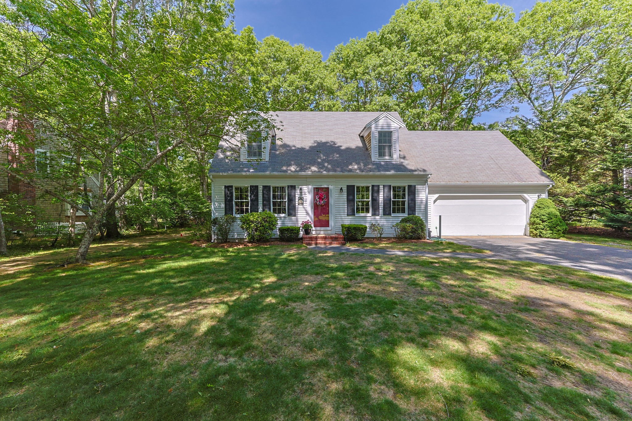 38 Easterly Drive Property Photo 1