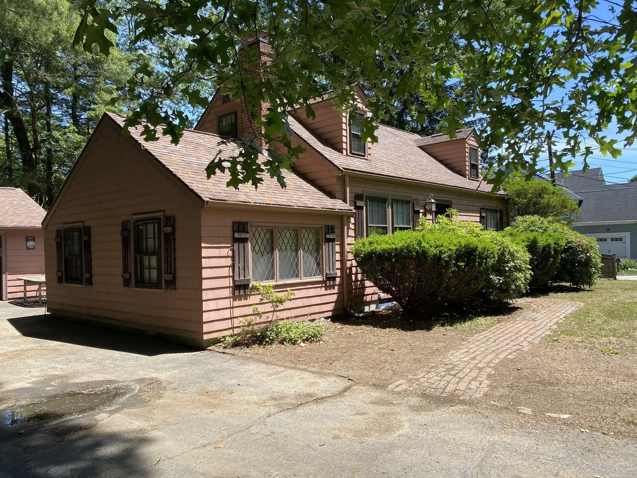 287 High Rock St Property Photo 2