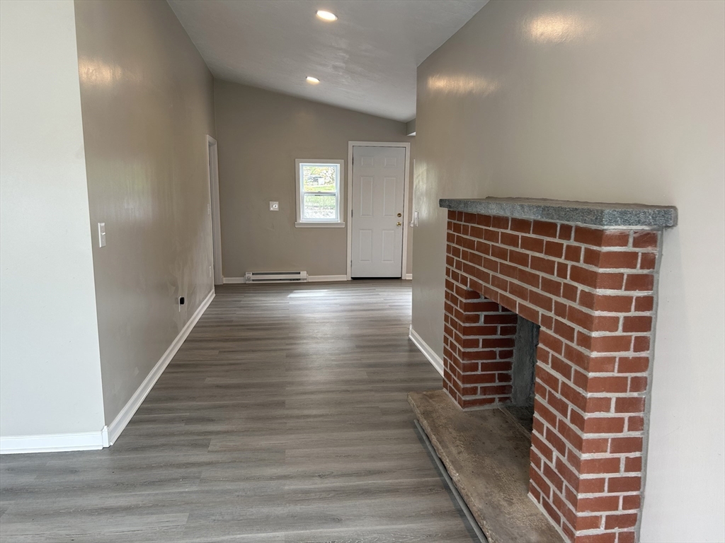 100 Westminster Rd Property Photo 12