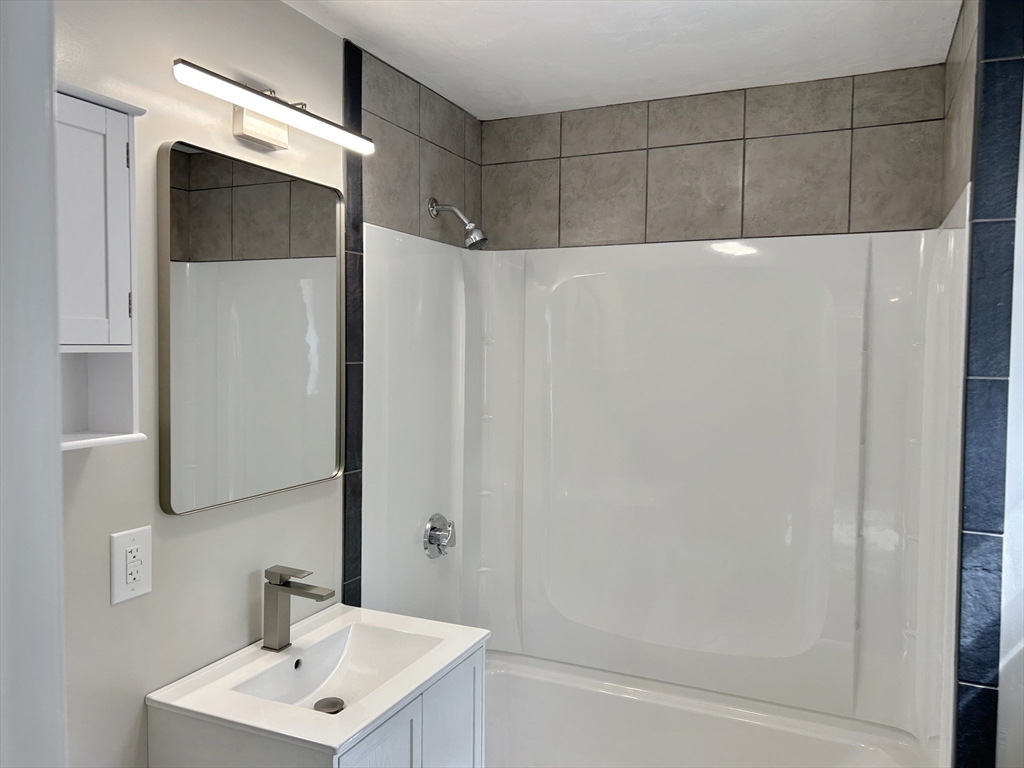 100 Westminster Rd Property Photo 24
