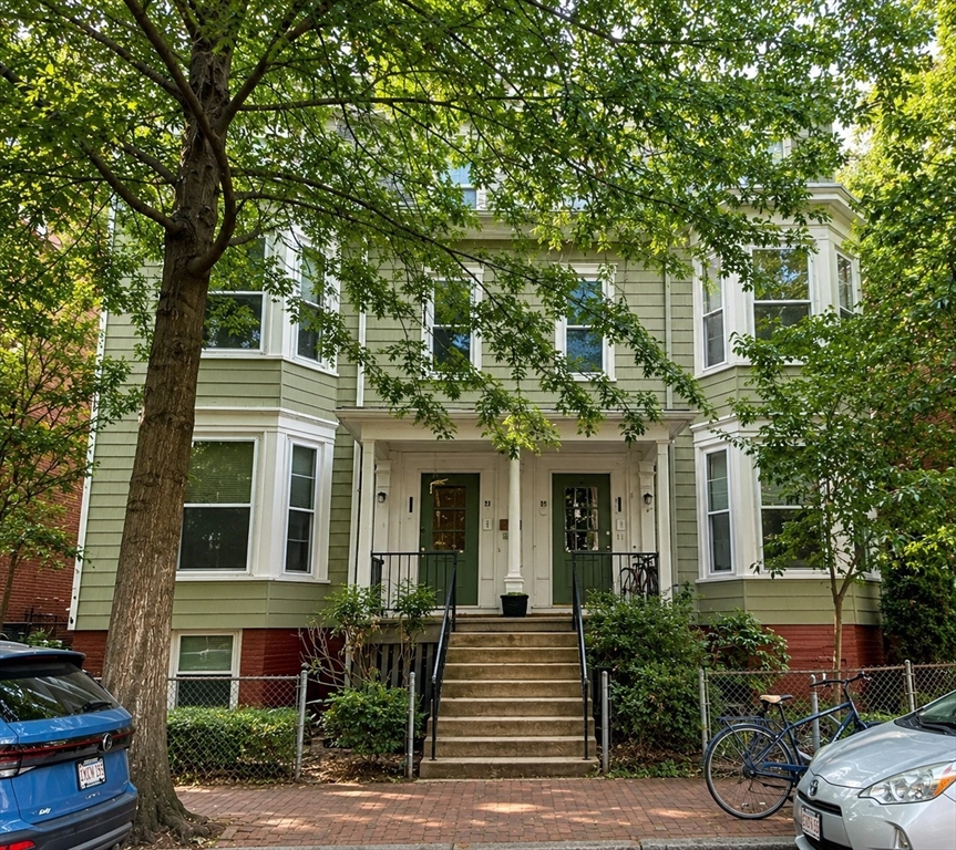 23-25 Inman St