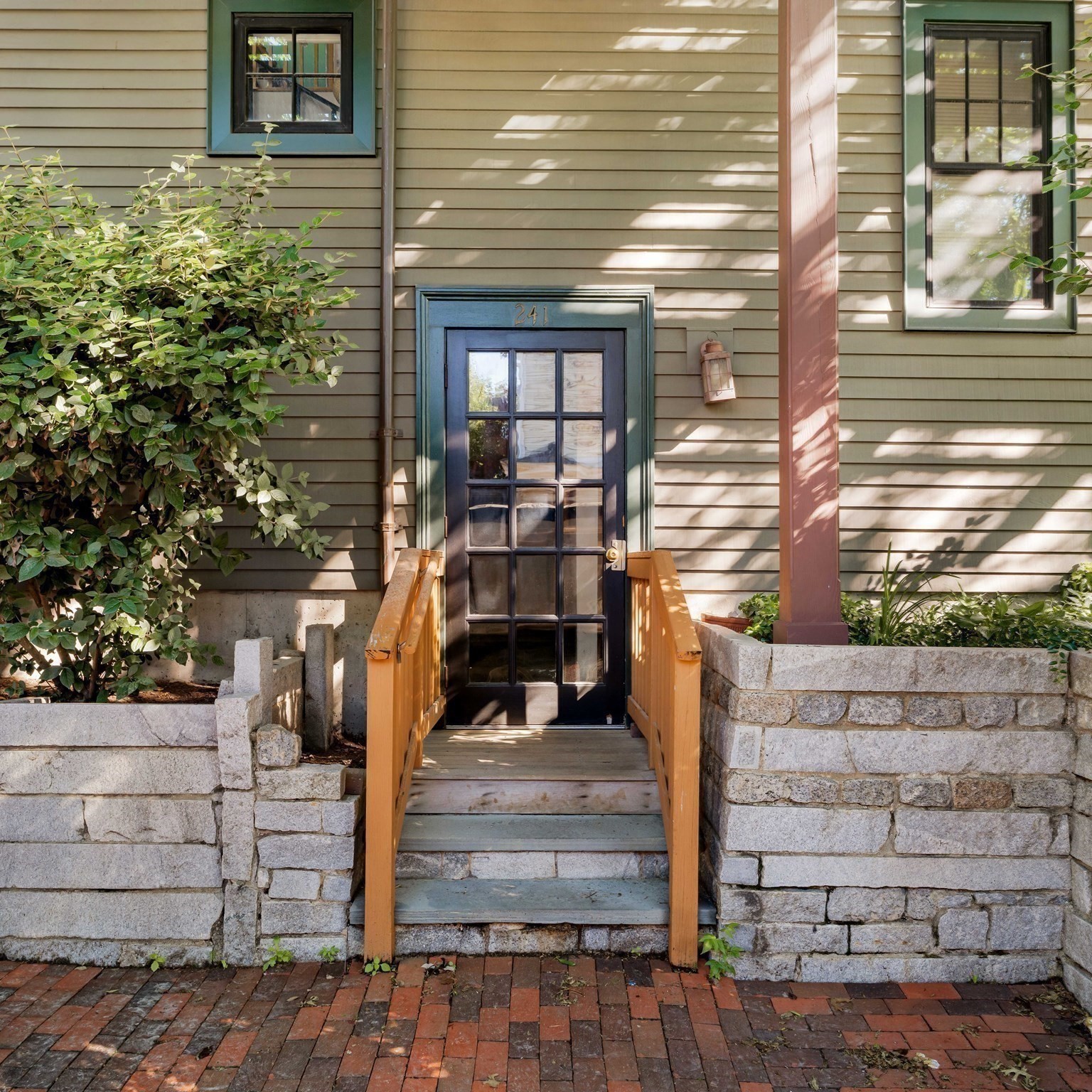 241 River Street # 6 Property Photo 18