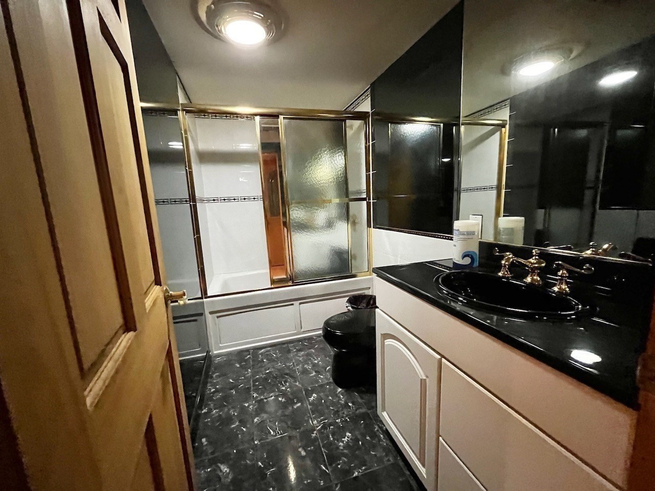 94 Wood Street Property Photo 34