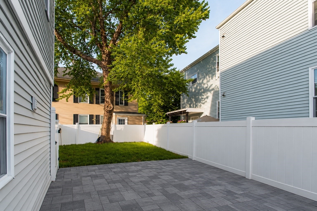120 Arlington St Property Photo 32