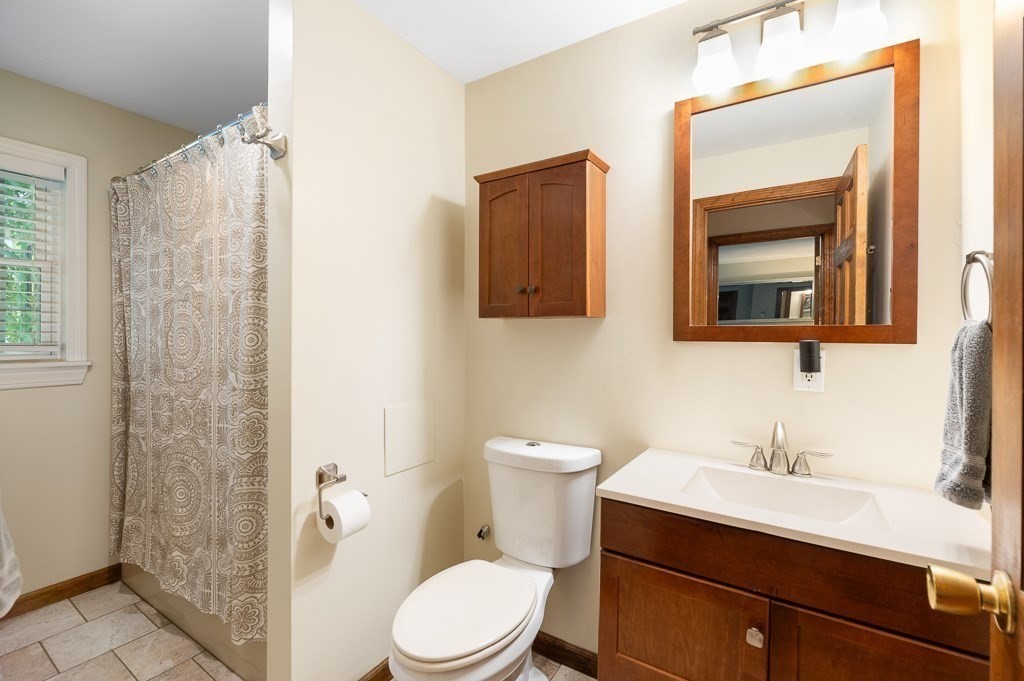 6 Temple Street # 3 Property Photo 14