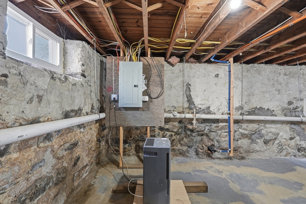 17 Lansing Ave Property Photo 33
