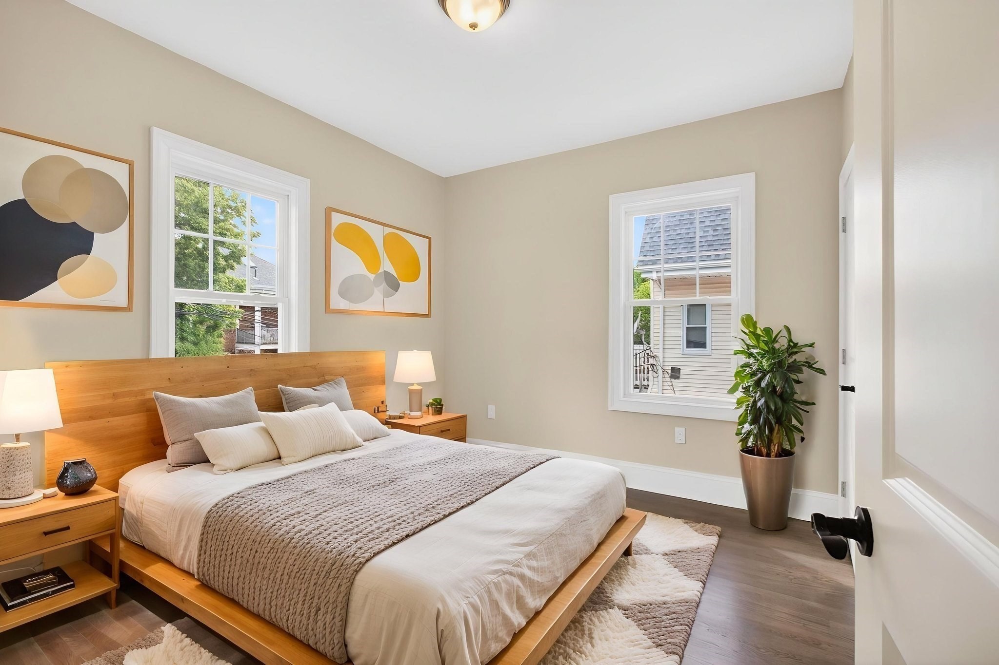 152 Washington St # 2 Property Photo 6