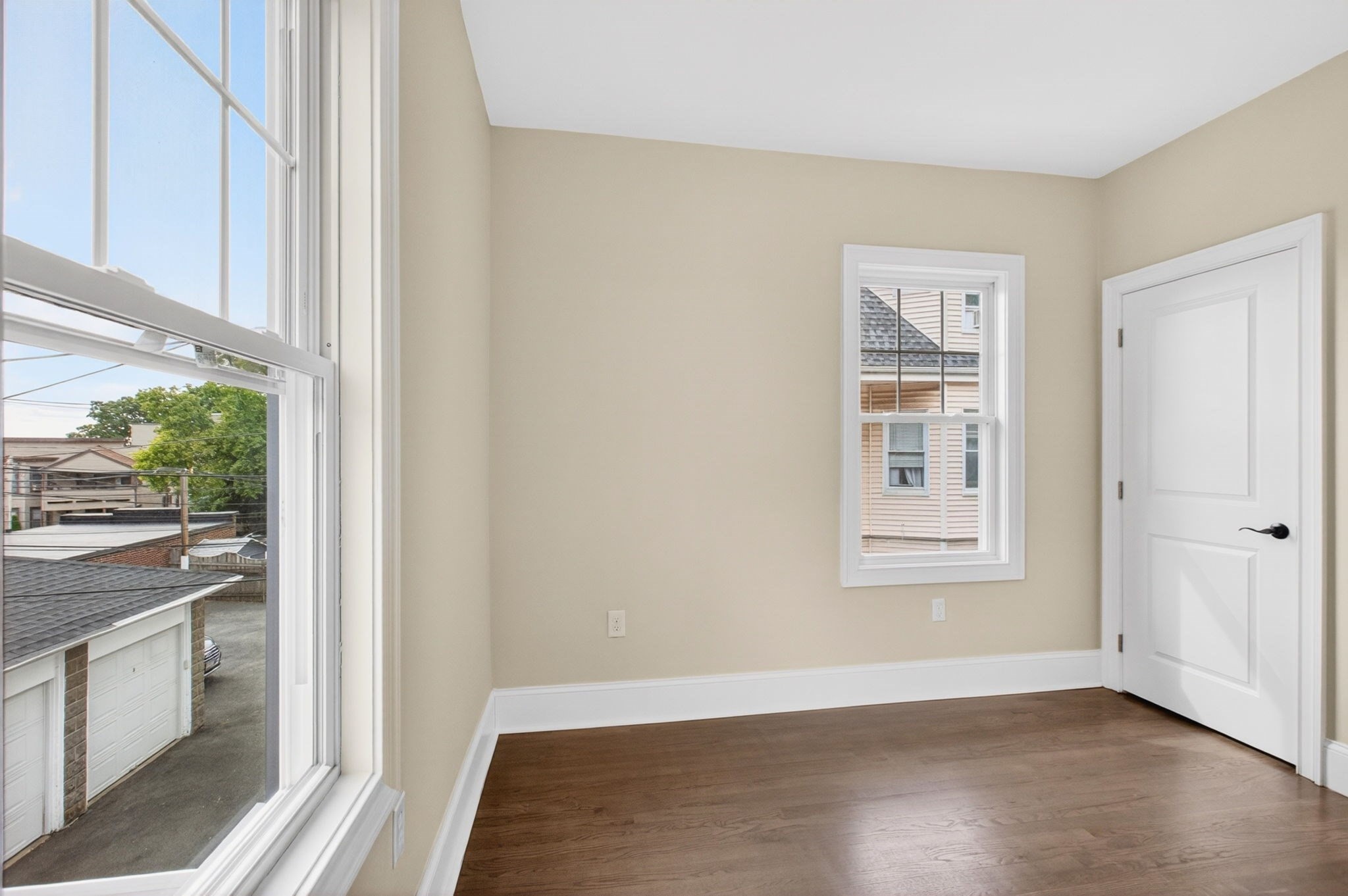 152 Washington St # 2 Property Photo 8