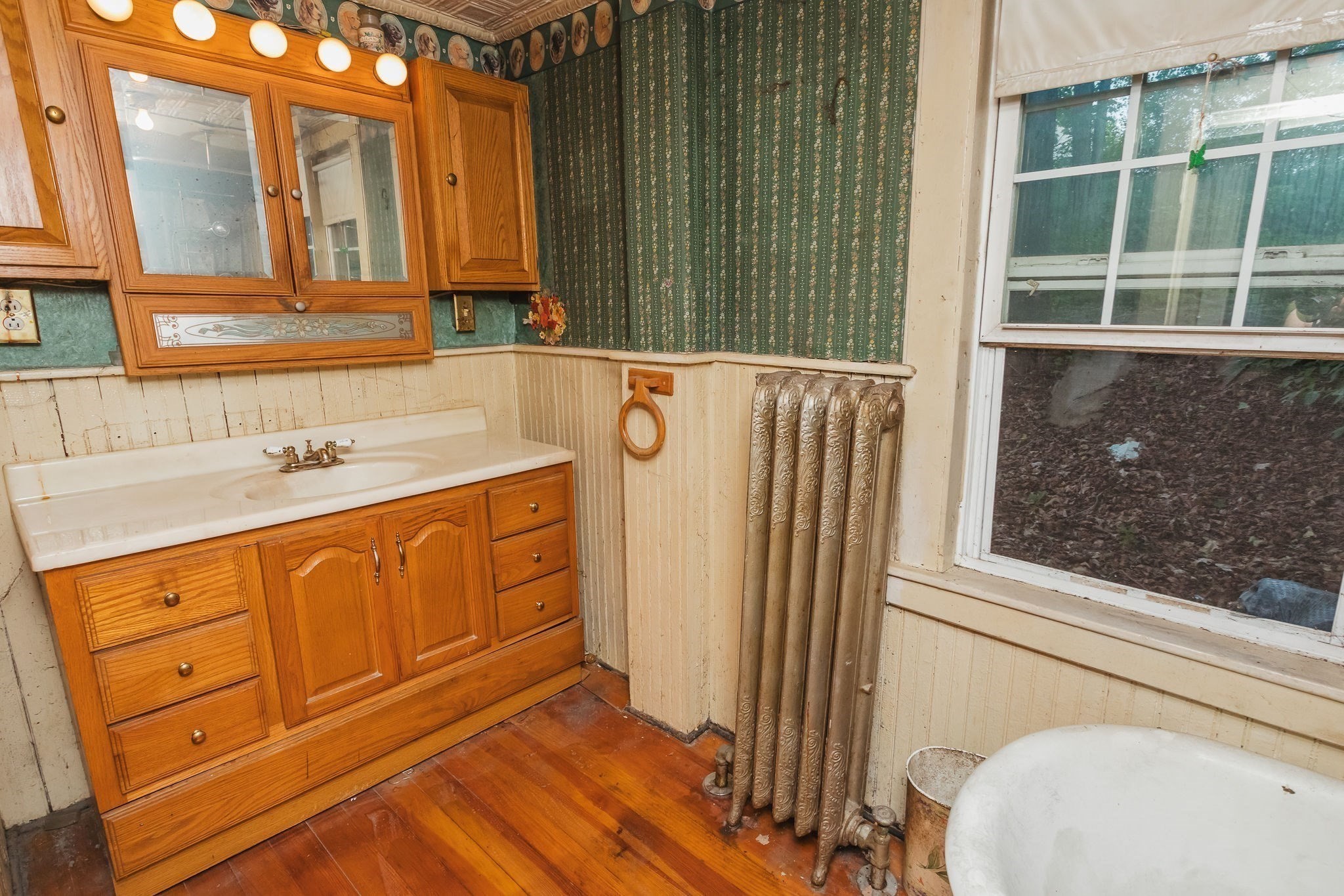 2 Cross Street Property Photo 9