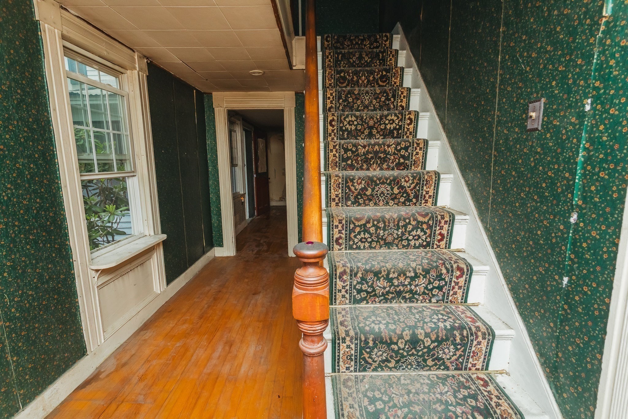 2 Cross Street Property Photo 16