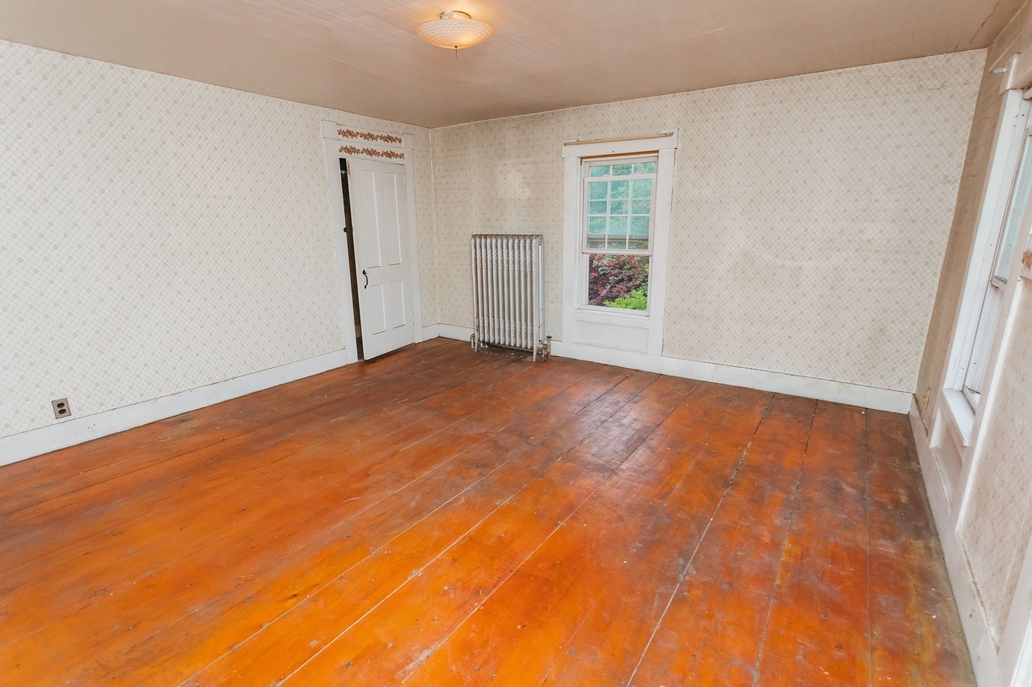 2 Cross Street Property Photo 25