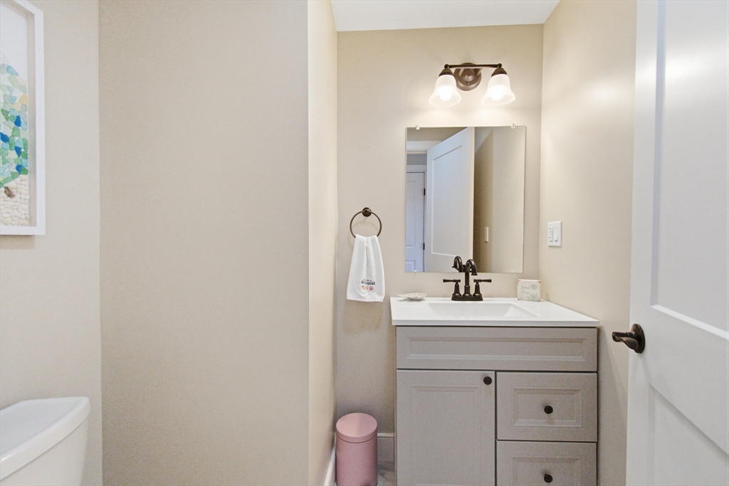 9 Chase Ave # 7 Property Photo 13