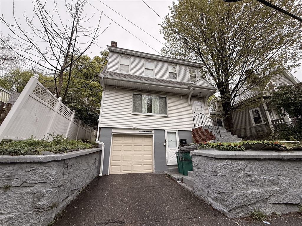 18 Pleasant St Property Photo 1
