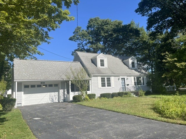 110 Longmeadow Dr Property Photo 1