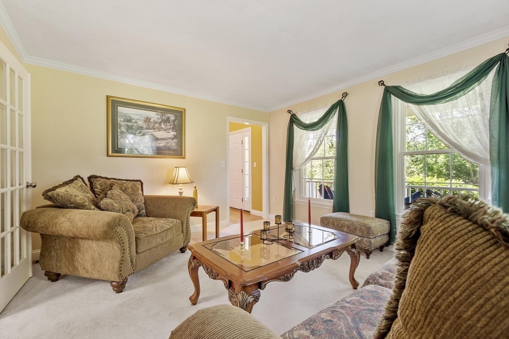 5 Laury Lane Property Photo 22