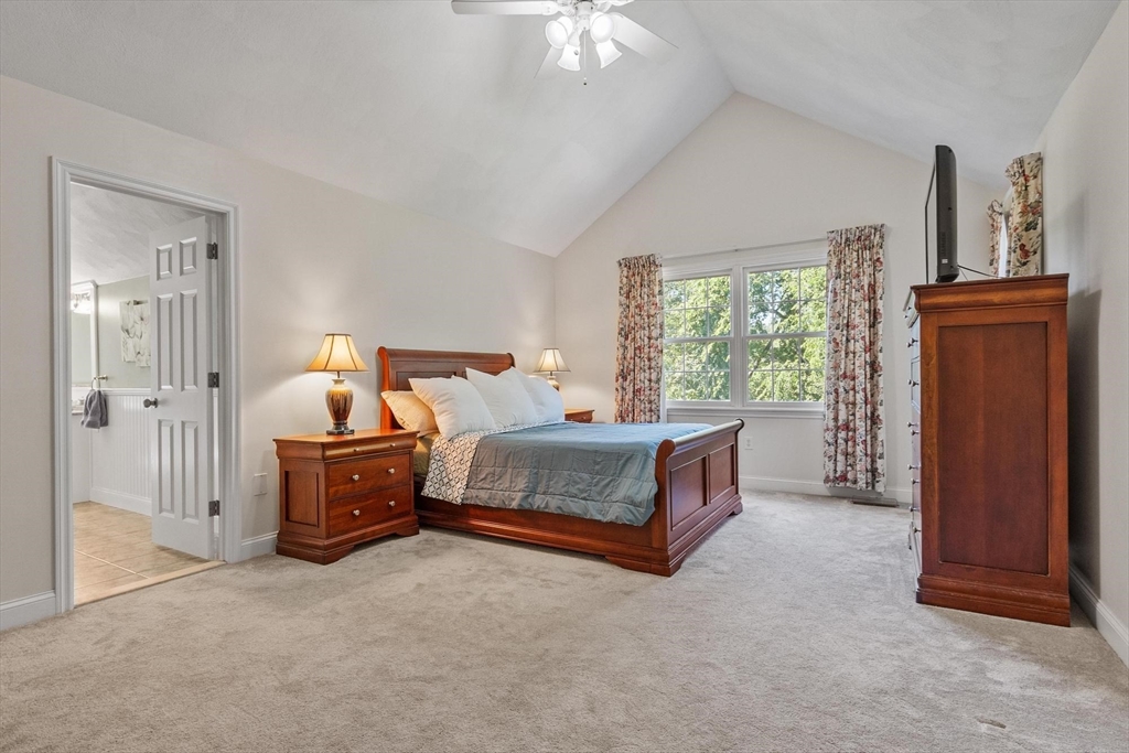 5 Laury Lane Property Photo 27