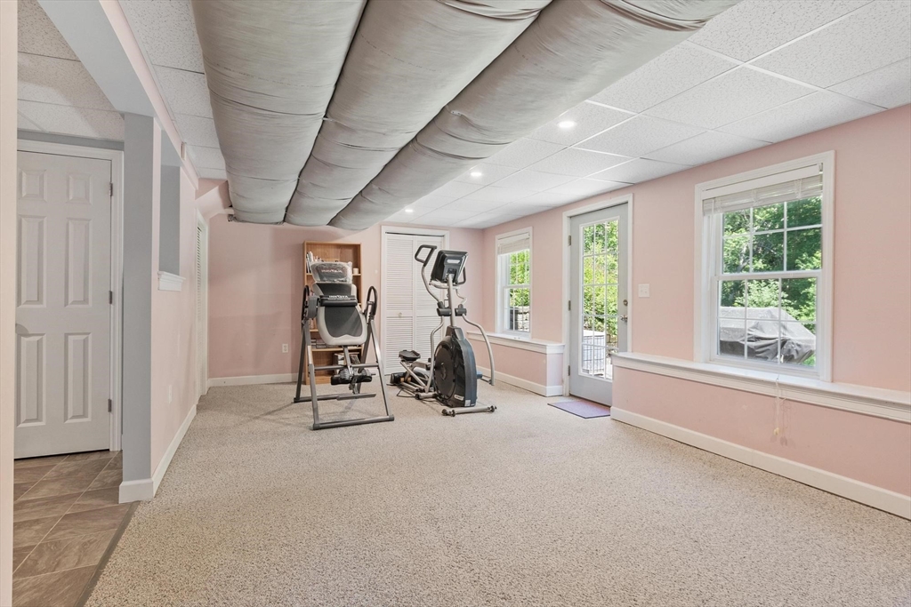 5 Laury Lane Property Photo 35