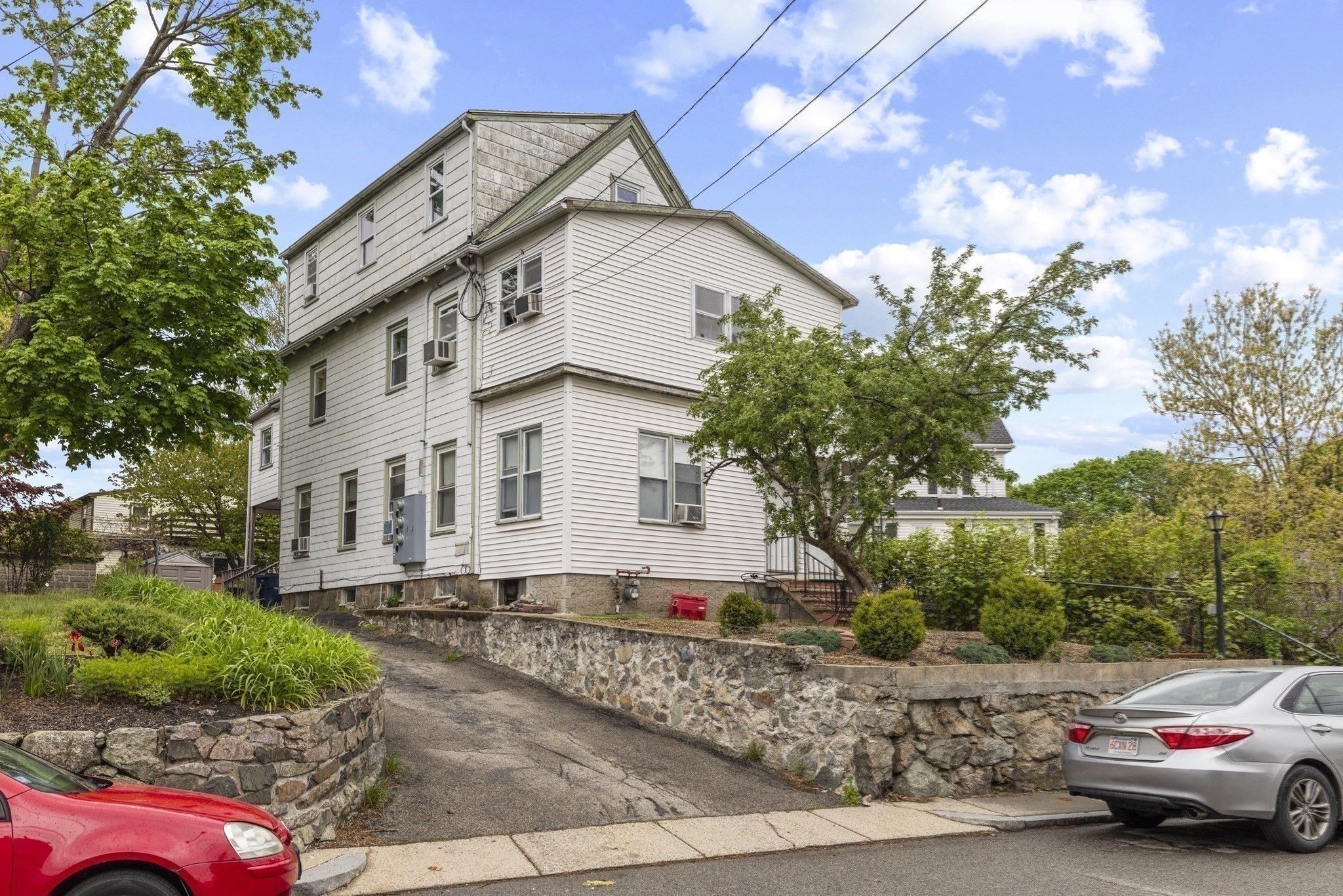 108 Cass St Property Photo 27