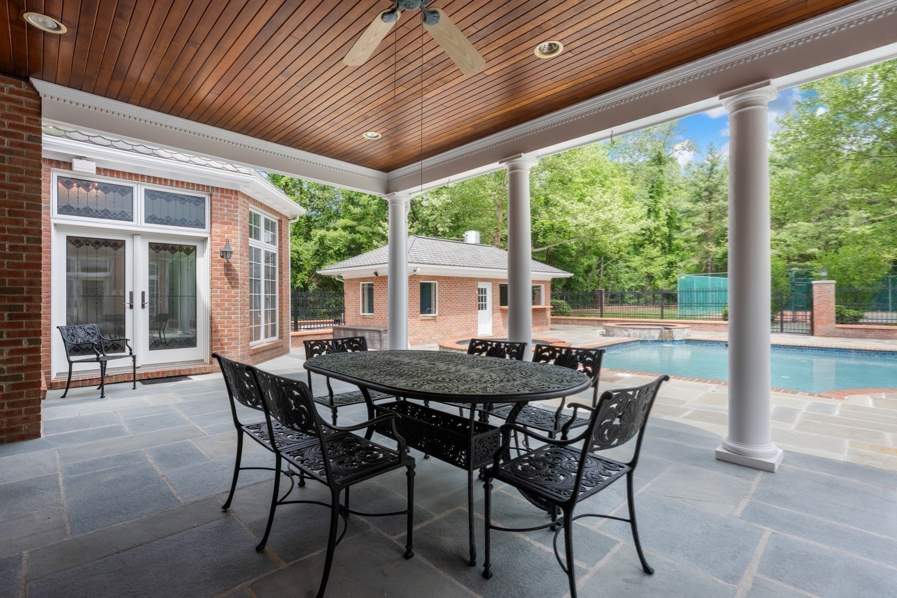 15 Brown Street Property Photo 28