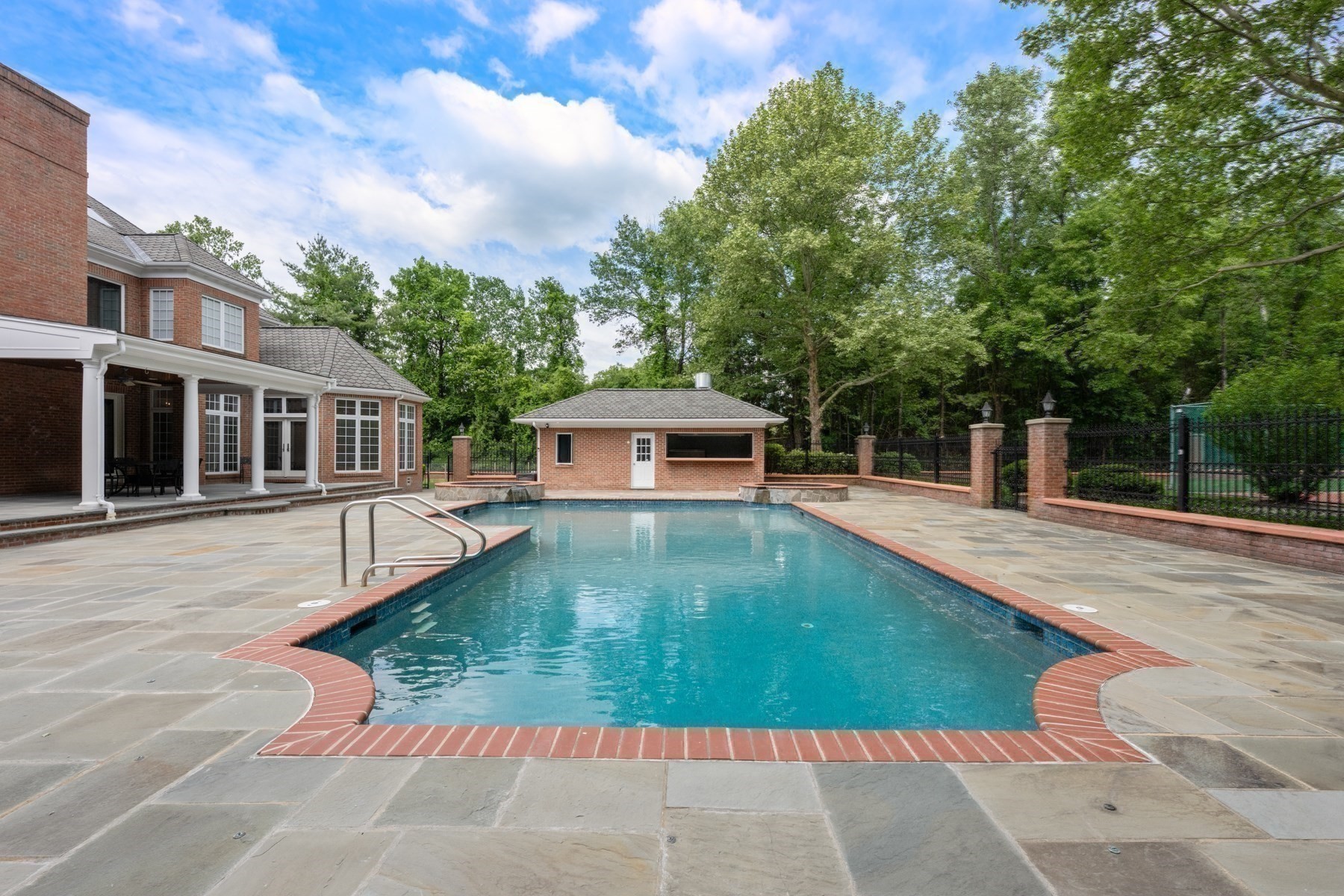 15 Brown Street Property Photo 30