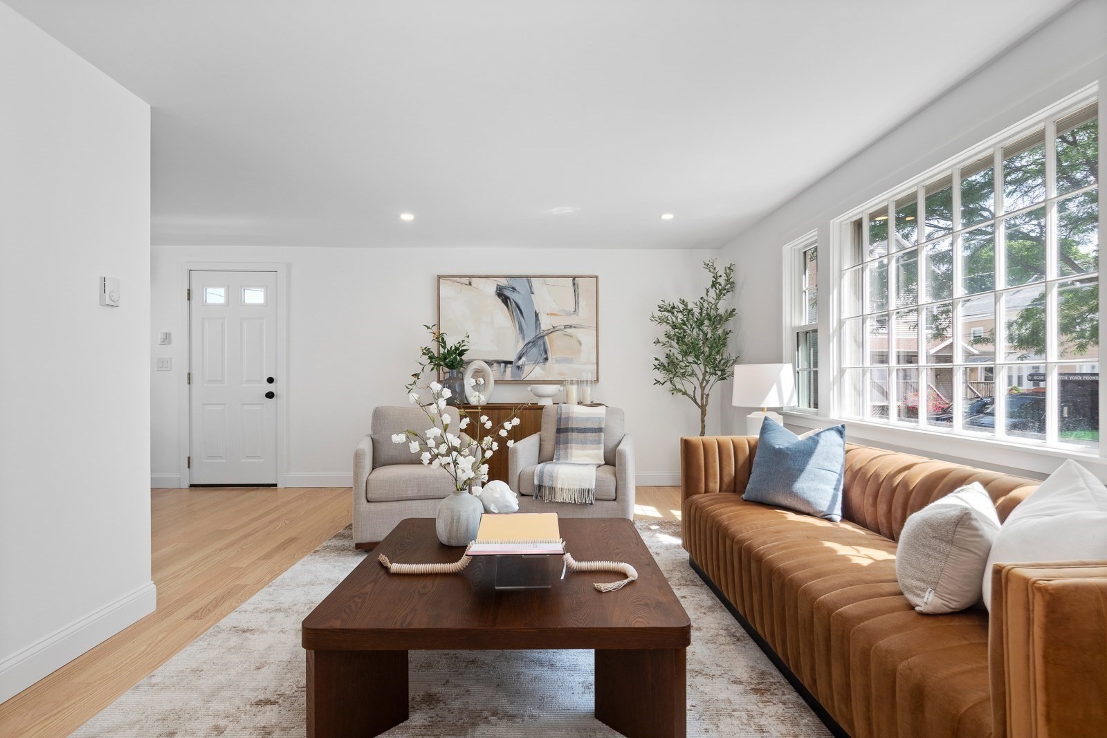 22 Park St # A Property Photo 8