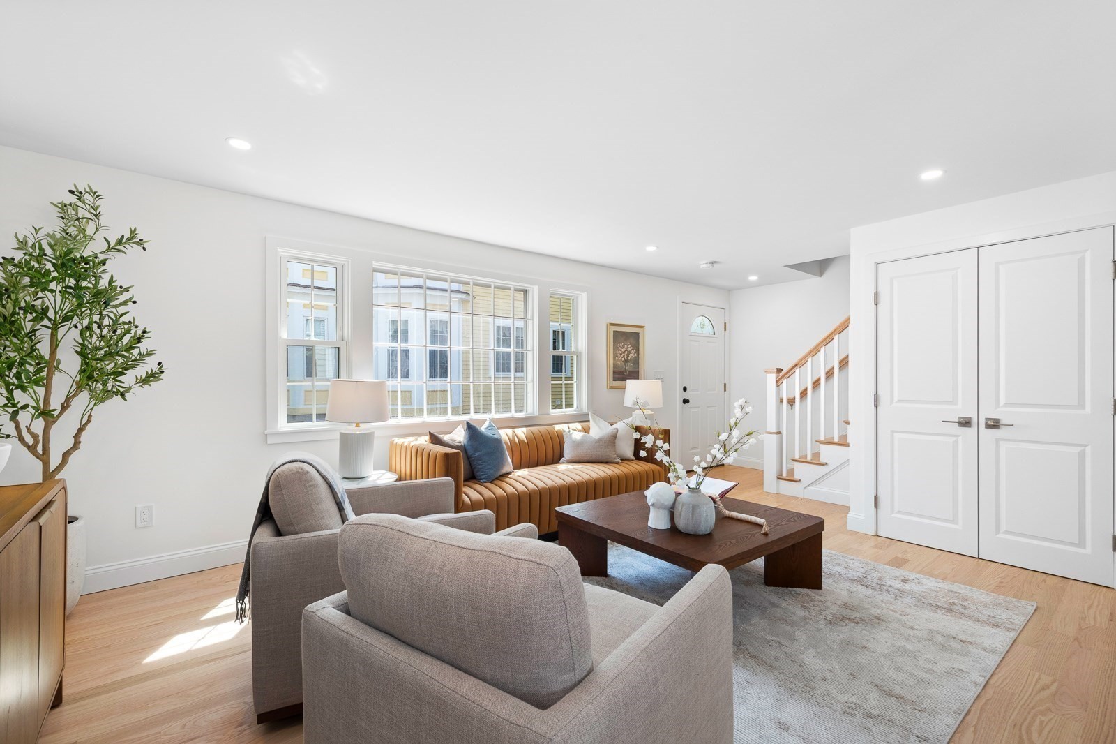 22 Park St # A Property Photo 9