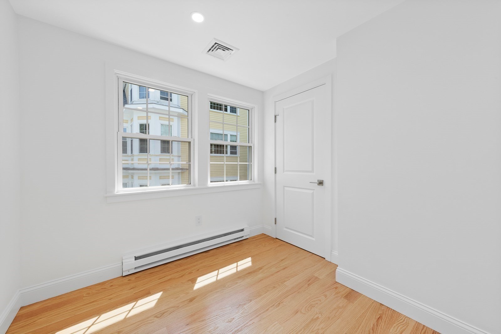 22 Park St # A Property Photo 19