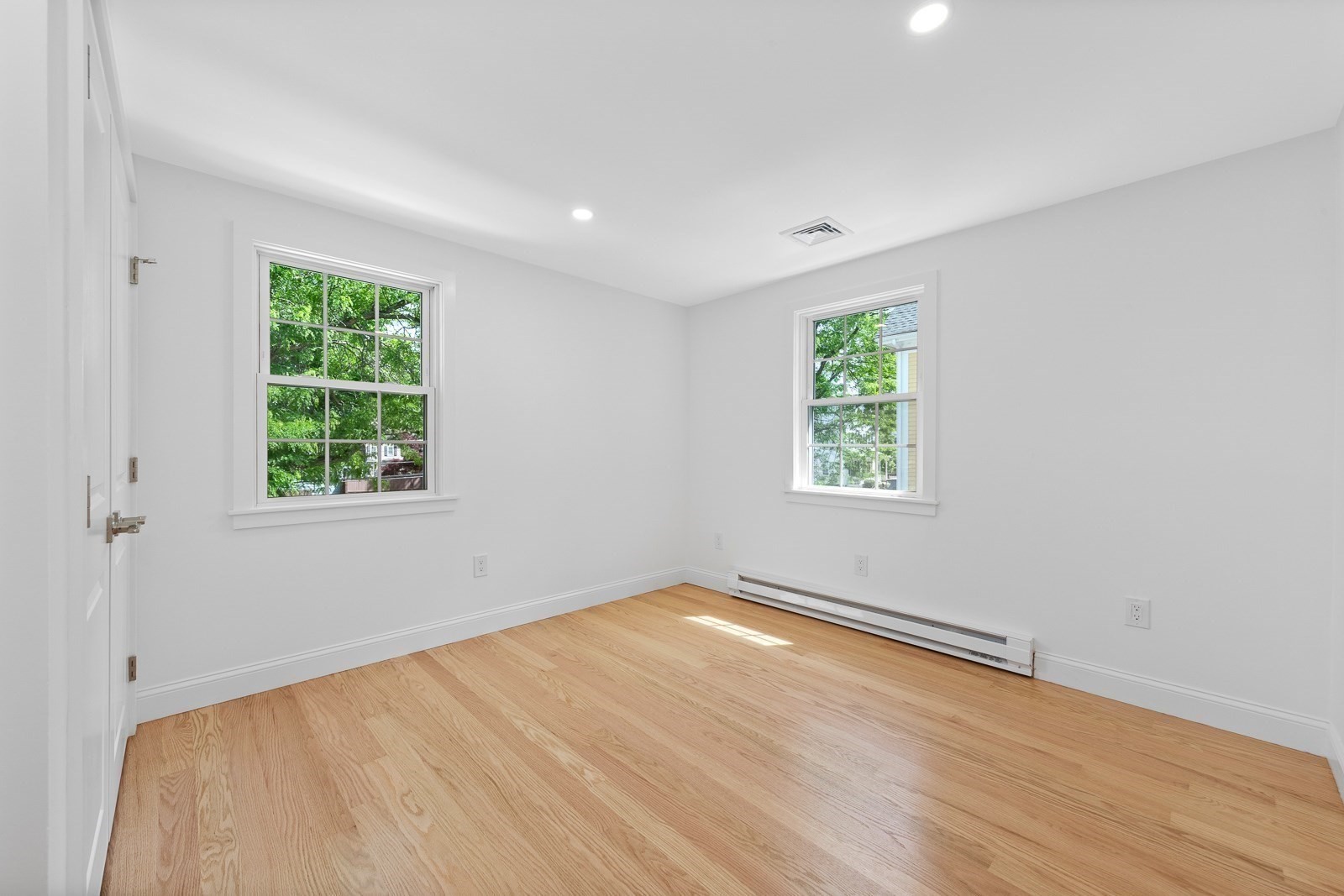 22 Park St # A Property Photo 22