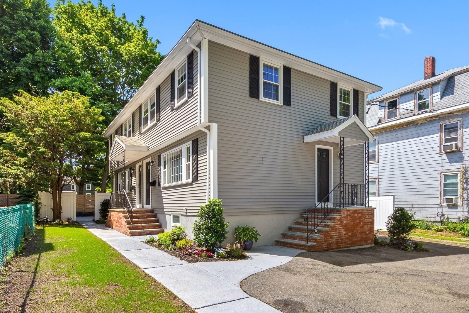 22 Park St # B Property Photo 2