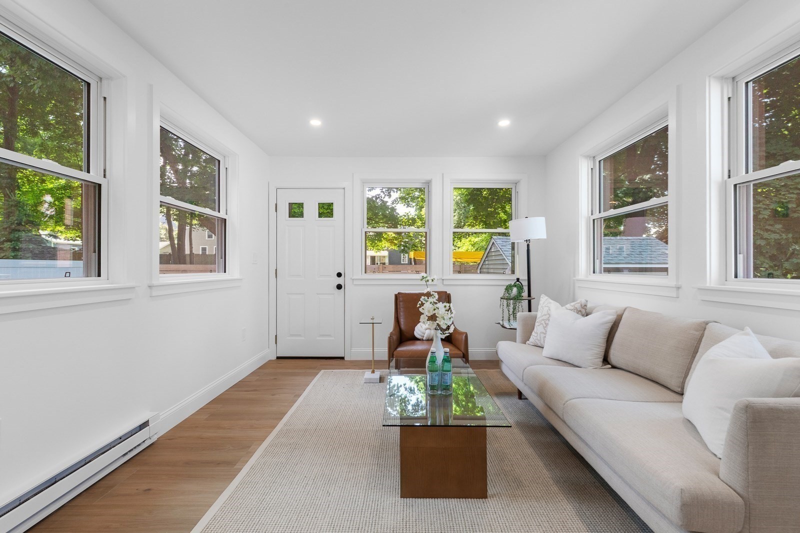 22 Park St # B Property Photo 11