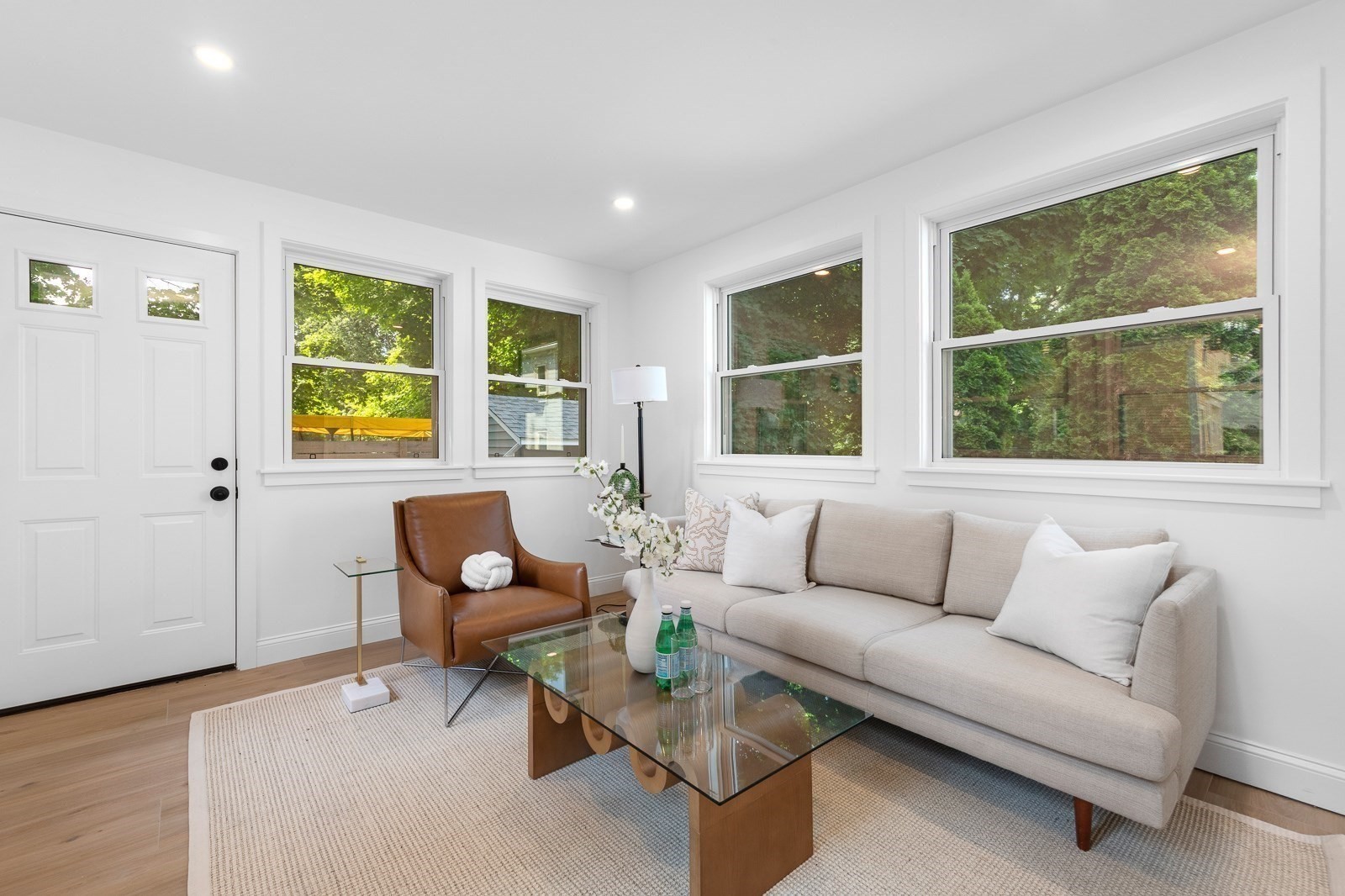22 Park St # B Property Photo 12