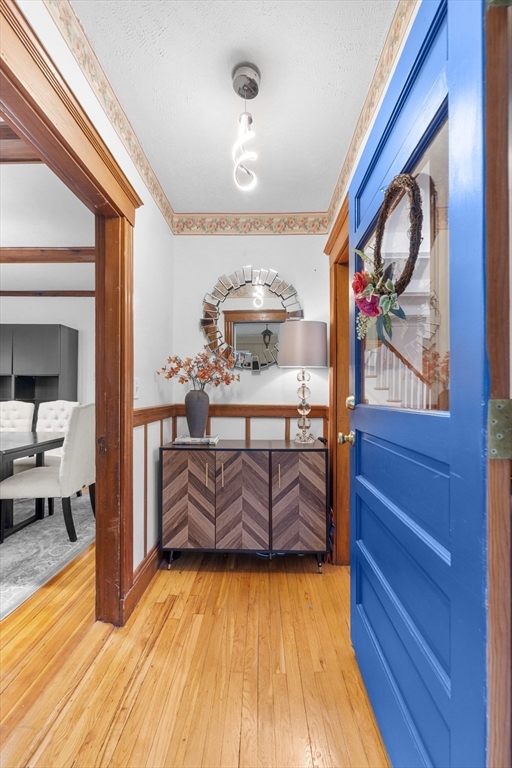 42 Wood St Property Photo 3