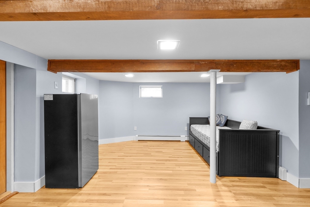 42 Wood St Property Photo 31