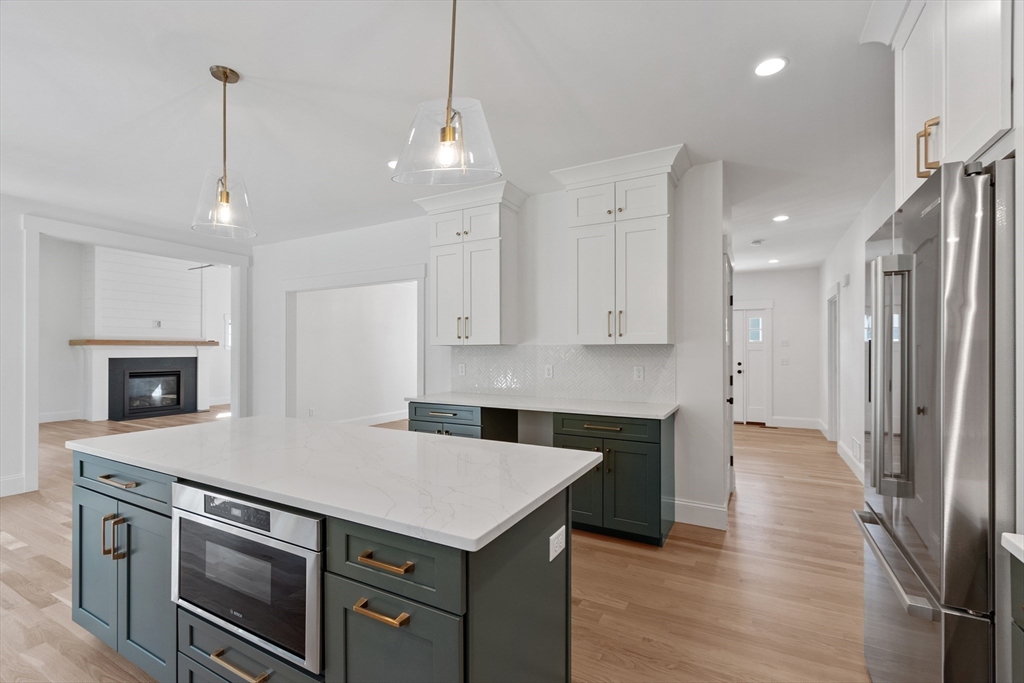 2 Colburn Lane Property Photo 6