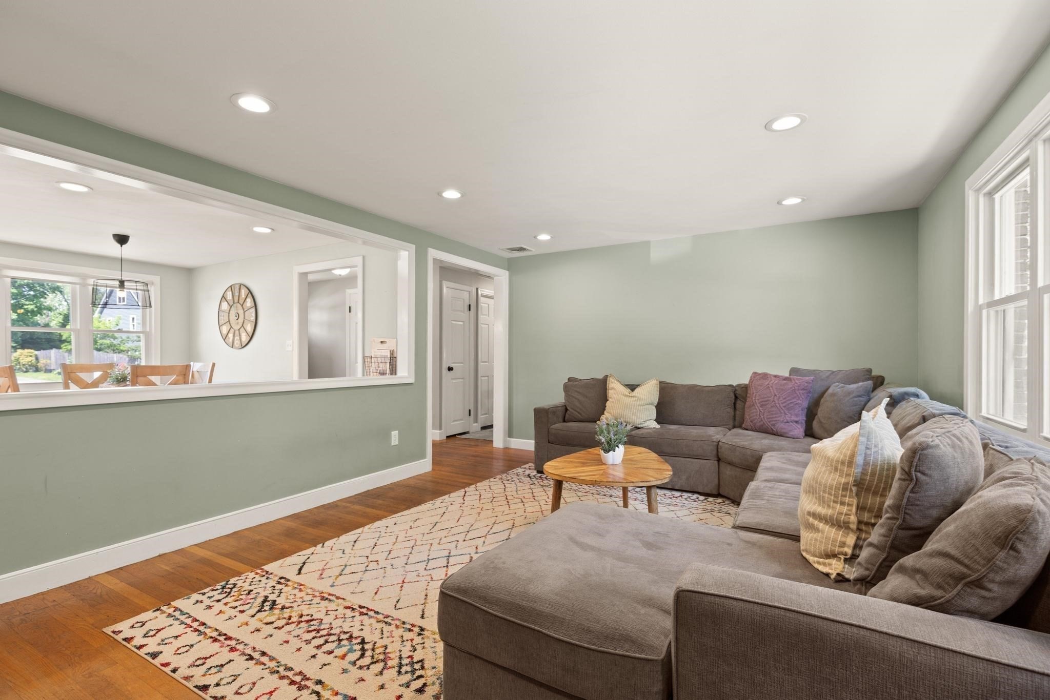 178 Webster St Property Photo 10