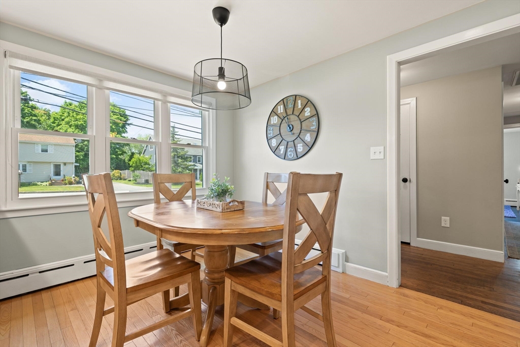 178 Webster St Property Photo 12
