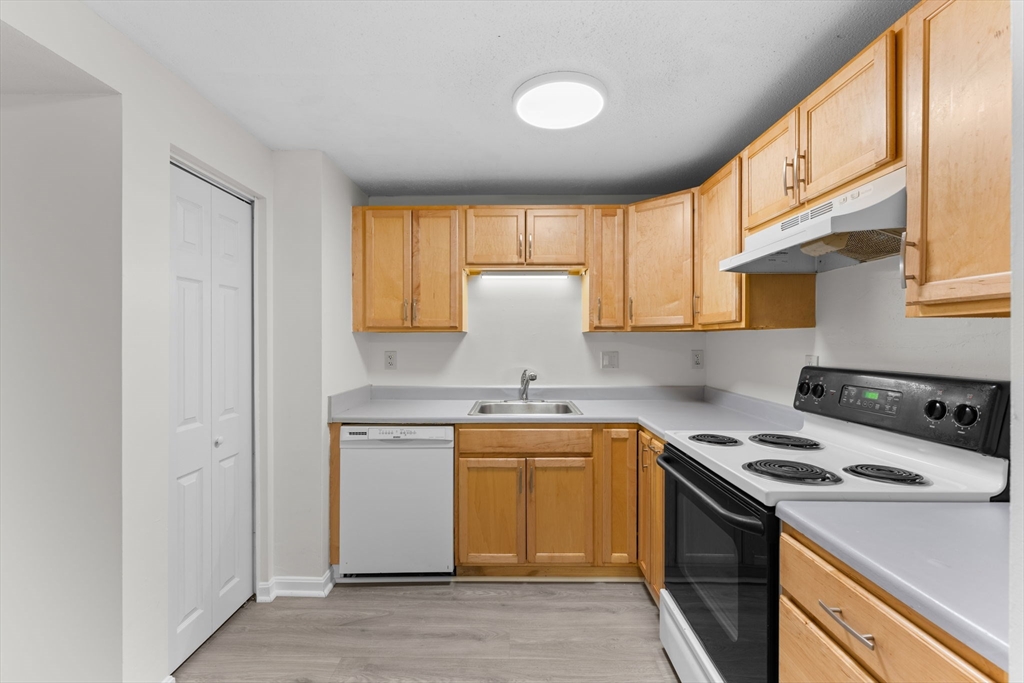 35 Eagle Avenue Unit 7 Property Photo 9