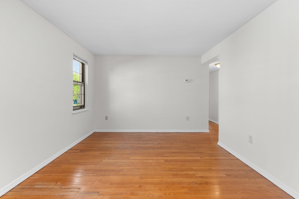 35 Eagle Avenue Unit 7 Property Photo 13