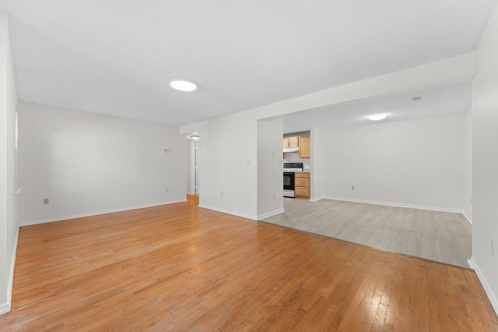 35 Eagle Avenue Unit 7 Property Photo 14