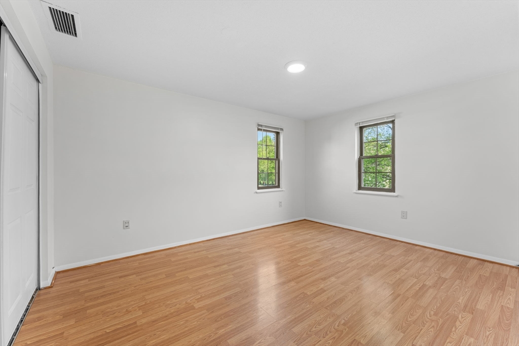 35 Eagle Avenue Unit 7 Property Photo 18