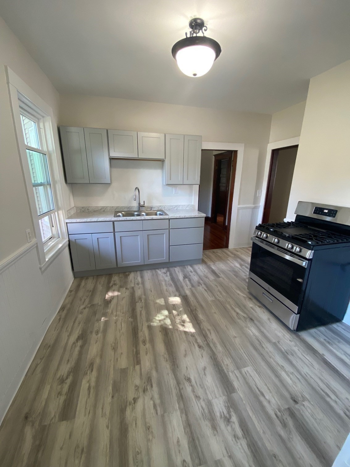 14 Welton Road Property Photo 8